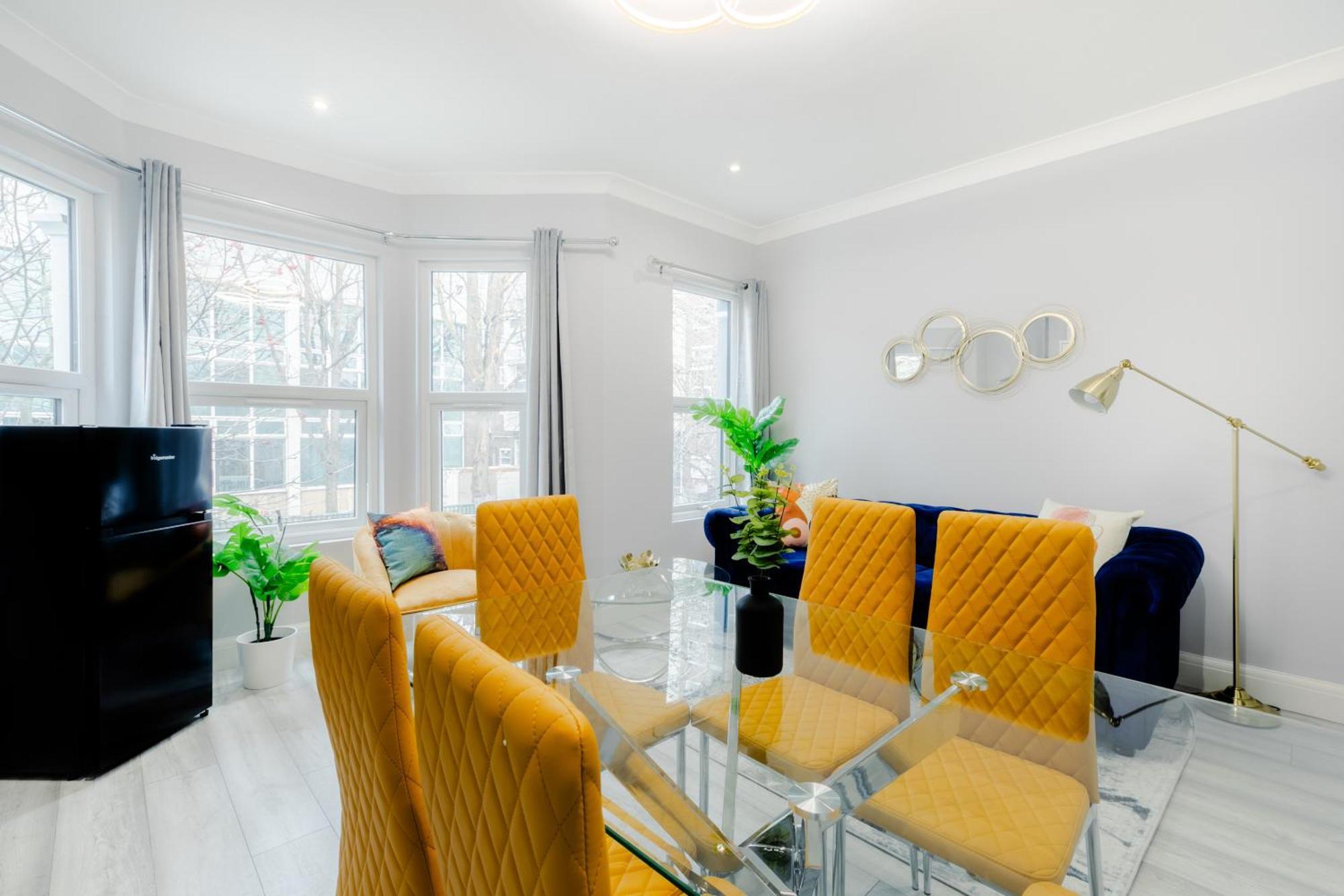 Homely 3 Bedroom House In Hammersmith Londra Esterno foto