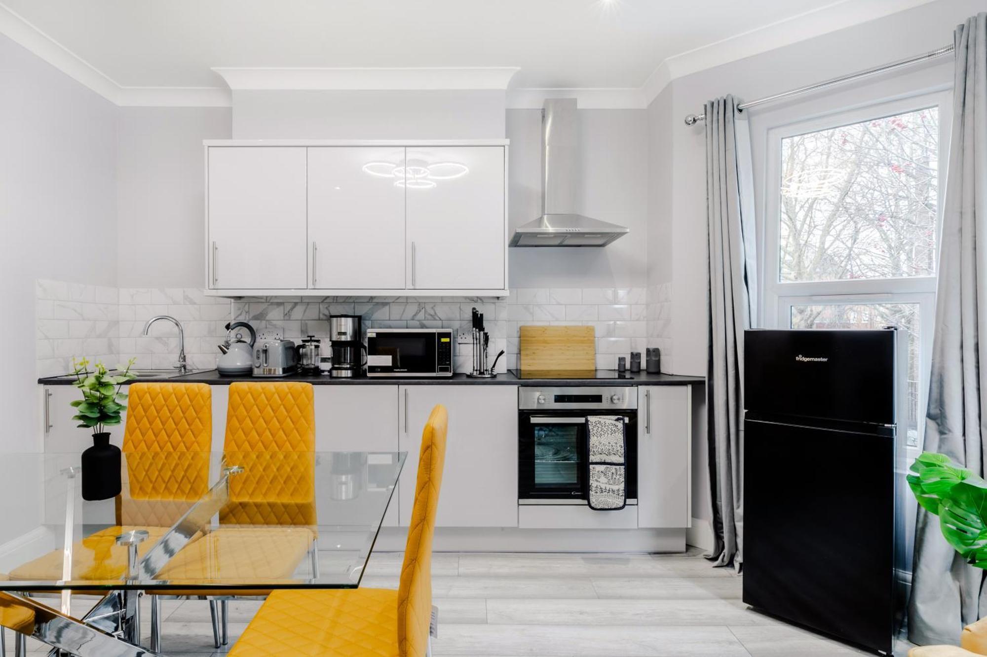 Homely 3 Bedroom House In Hammersmith Londra Esterno foto